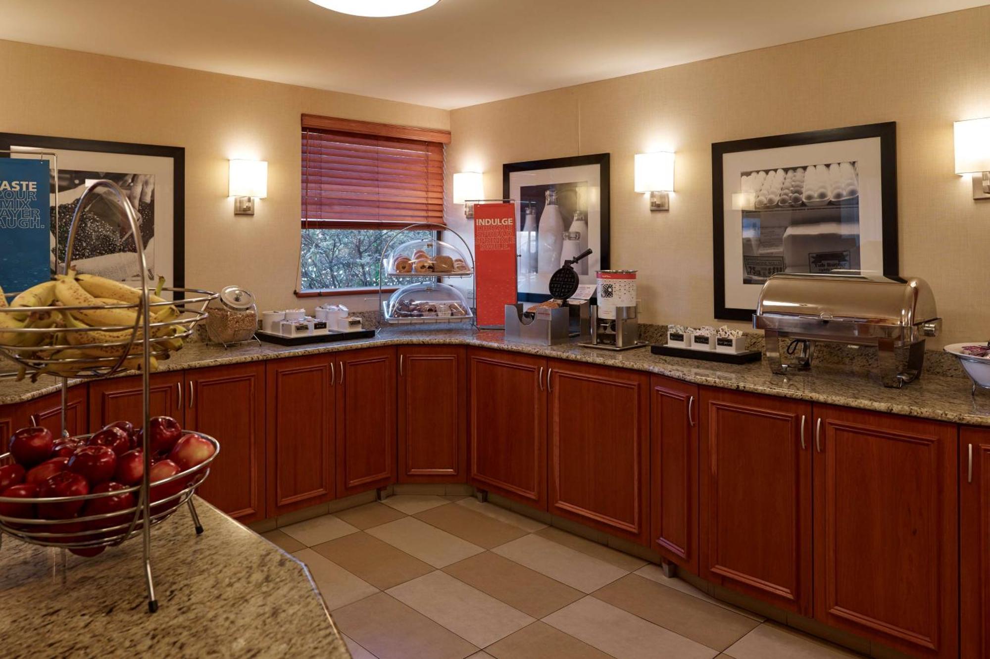 Hampton Portland-airport 3* South Portland