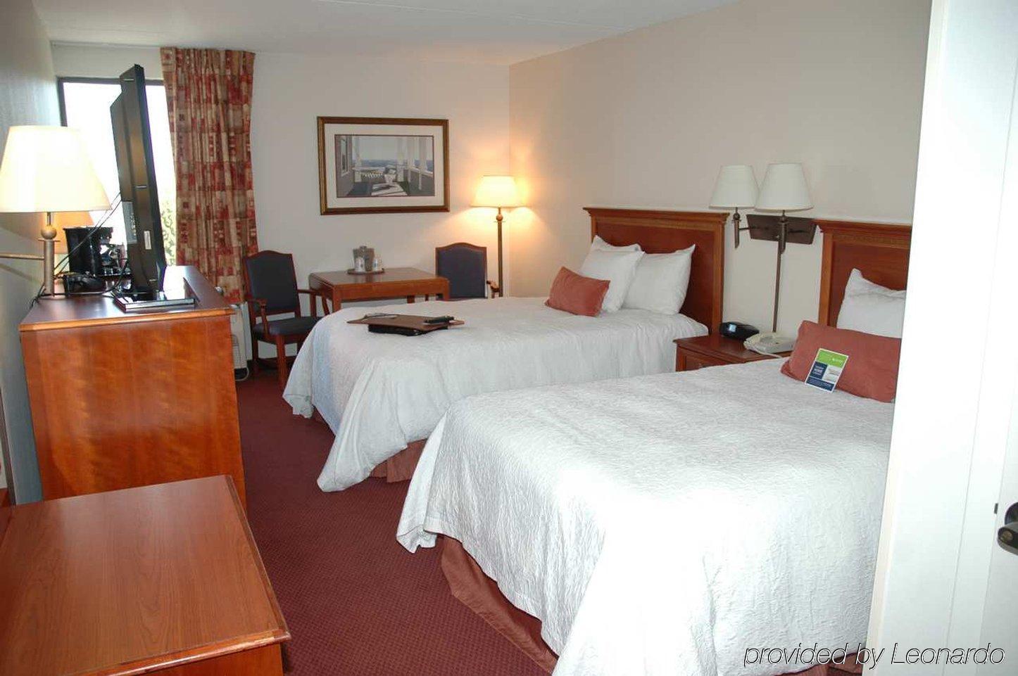 Hotel Hampton Portland-airport 3*
